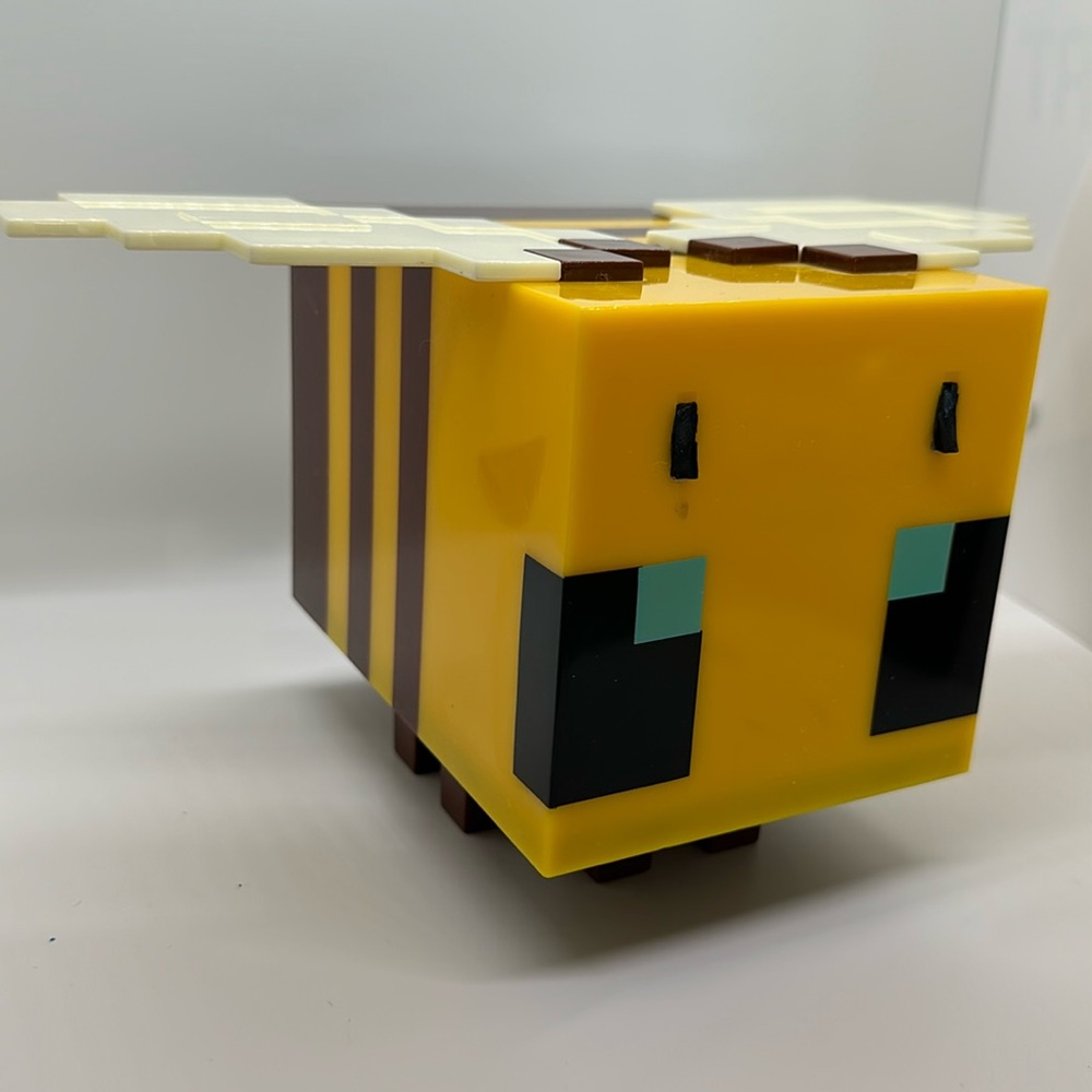 Minecraft Yellow Bee Figural Mood Light